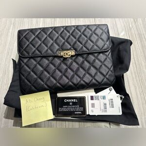 SOLD!!! Like New Medium Size Black Chanel Clutch in Caviar.